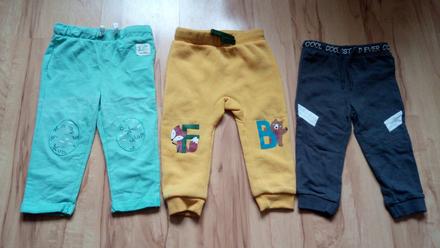 3x tepláčiky - 86, 86