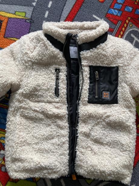 Tepla bunda, reserved,86