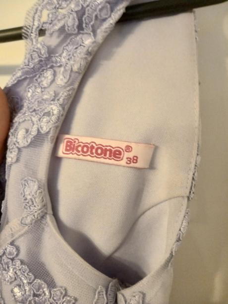 Krásne spoločenské šaty, 38