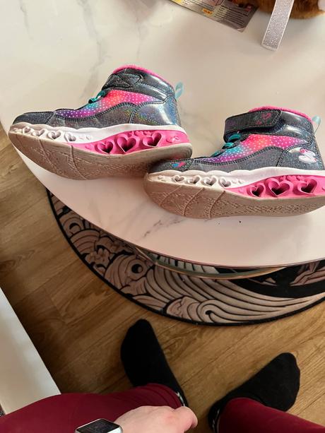 Blikajúce topánky, skechers,34