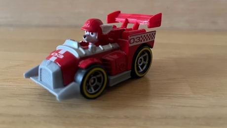 Marshal - labková patrola v aute,