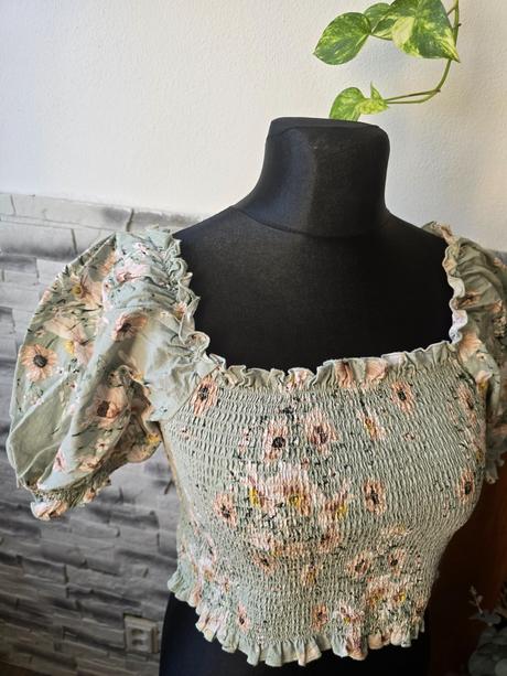 Crop top l, reserved,l