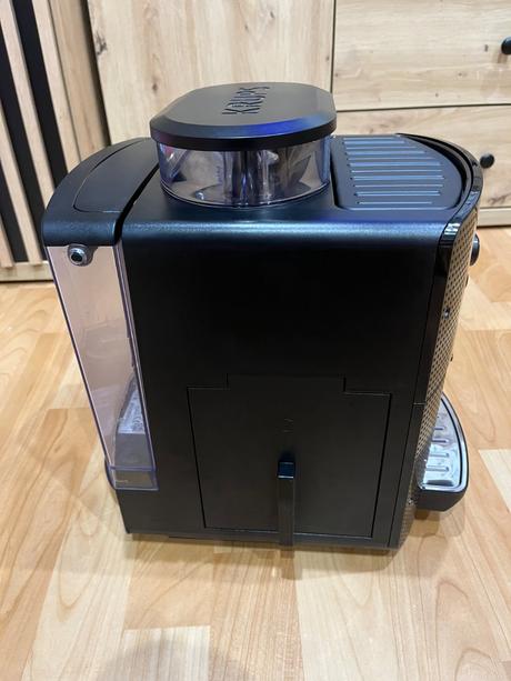 Predám automatický kávovar krups ea81, krups