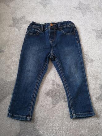 Dievčenské rifle, zara,86