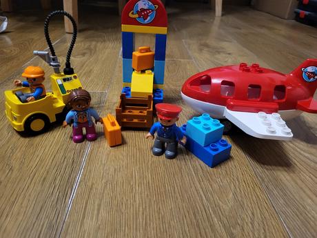 Lego duplo letisko 10590,