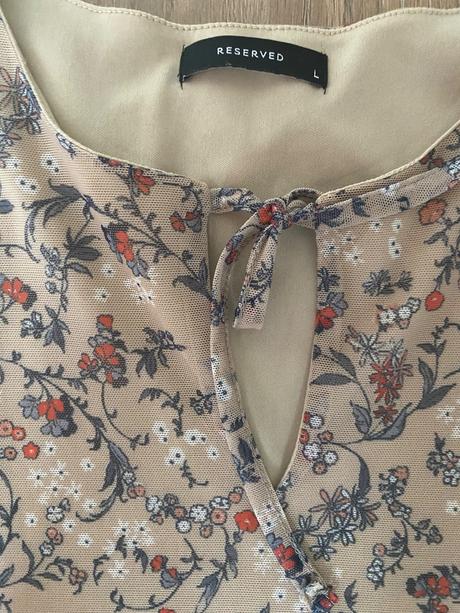 Krásne dámske šaty, reserved,l