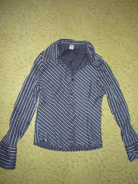 Bielo cierna pasikava bluzka, m