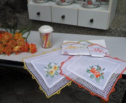 Vyšívaný obrúsok,