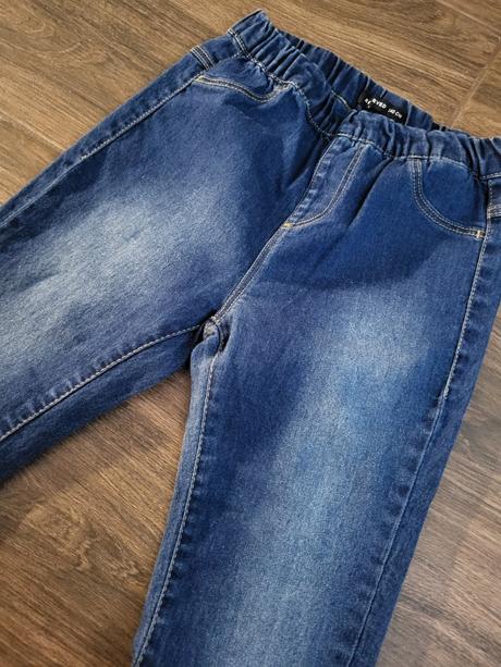 Džegíny, reserved,140