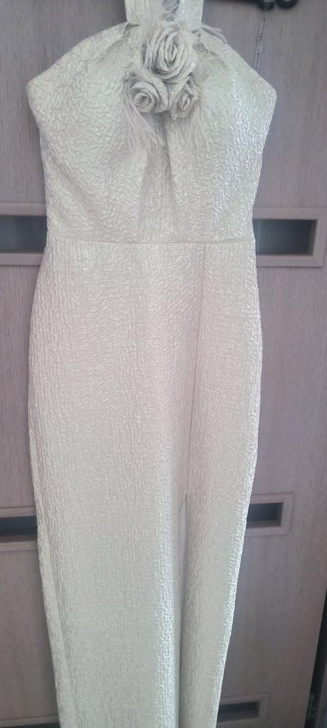 Slávnostné šaty, s