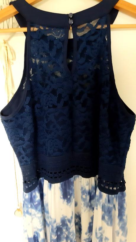 Šaty s čipkou bonprix, 42