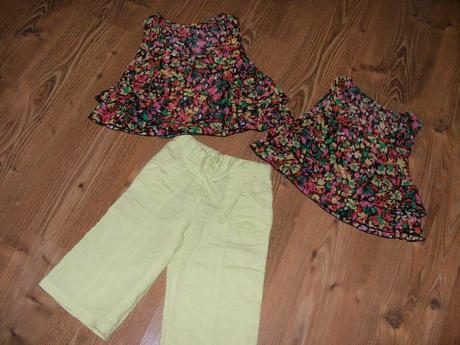 Šatová tunika s kvietkami 122 a 128, 122