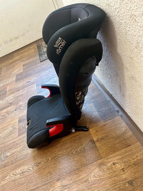 Autosedačka, britax