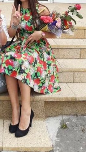 Slávnostné spoločenské šaty, s