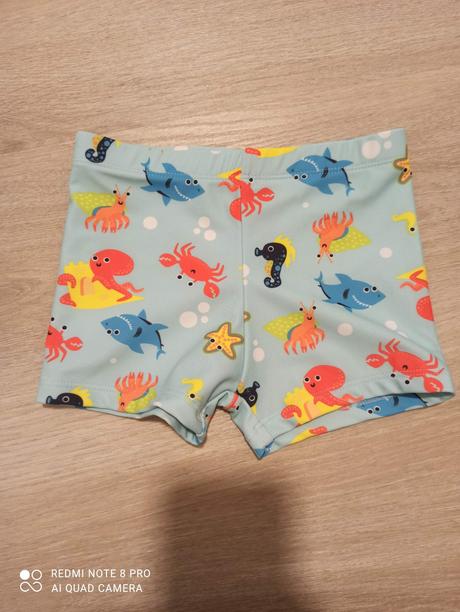 Plavky a župan pre chlapca, 104–116