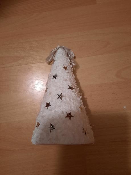 Dekoračný vianočný stromček, 