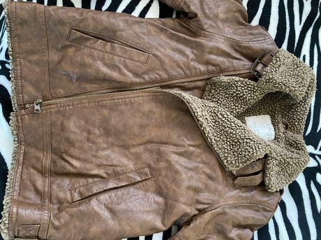 Kožená bunda zateplená pre frajera, zara,134