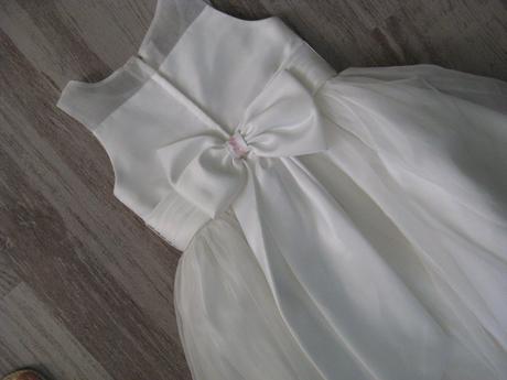 Spoločenské šaty, 134