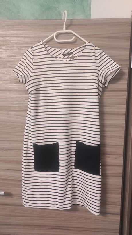 Šaty s pásikmi, esmara,s