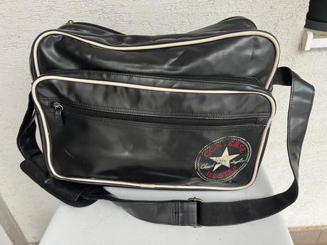 Converse velka taska na a4 cierna priestranna, converse