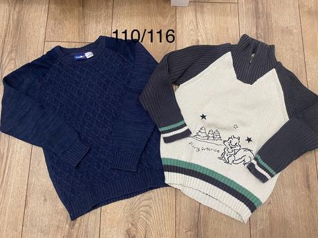 Mikiny a svetriky, 116