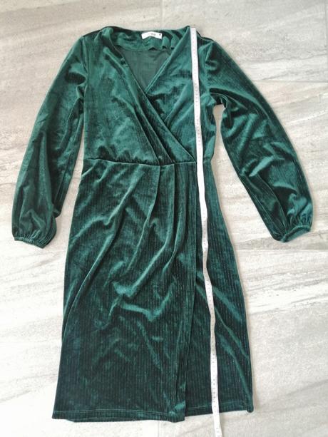 Zelené zamatové šaty reserved, vs, reserved,s
