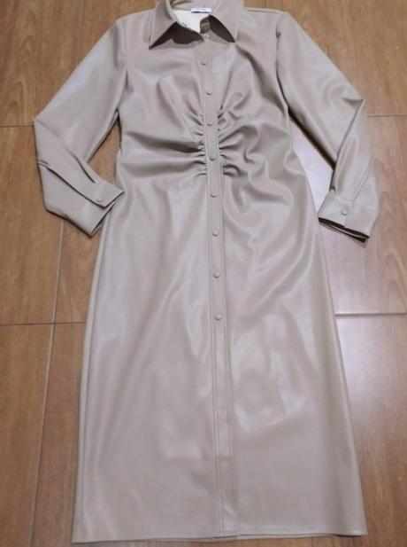 Koženkové šaty, orsay,38