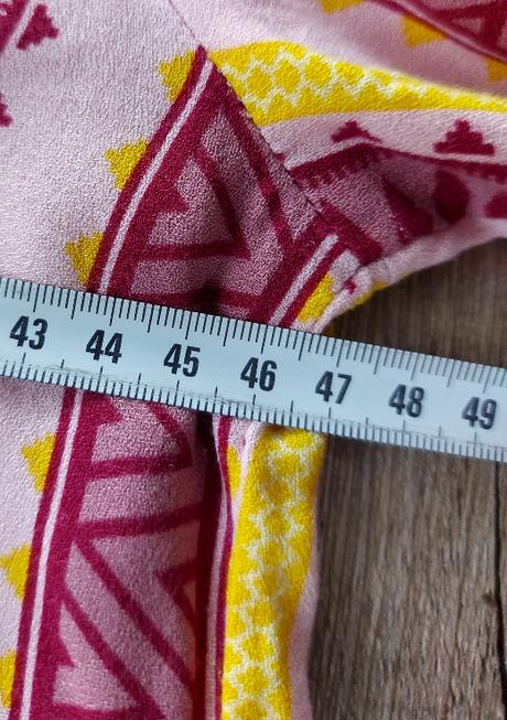 Vzorovaný rúžový top, 38