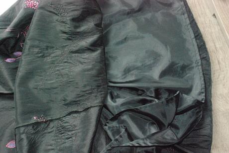 Večerné šaty na jedno rameno, 38