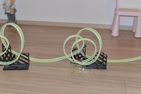 Dráha s autíčkami, 