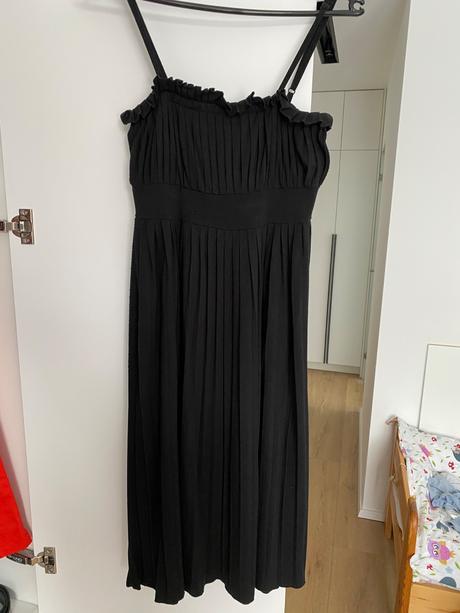 Čierne mini šaty troll s, s