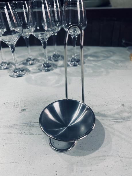 Stojan na kuch. náčinie,