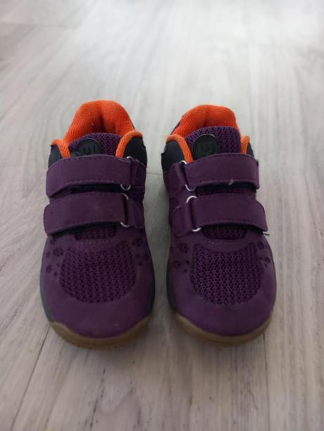 Dievčenské tenisky, 30