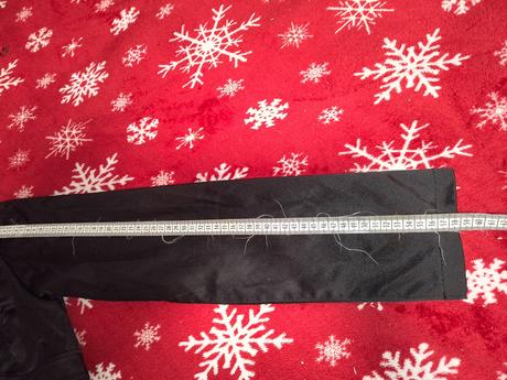 Dievčenské bolerko, 152