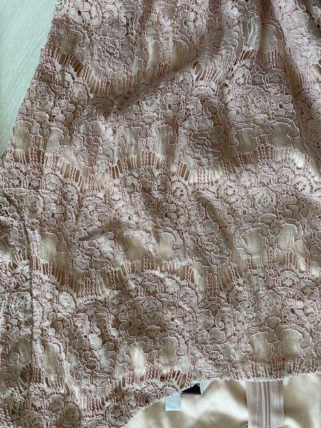 Elegantné šaty čipkované, new look,xs