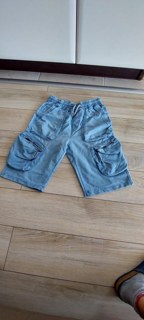 Kratasy, reserved,158