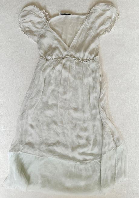 Hodvábne šaty ako z pavučiny, s