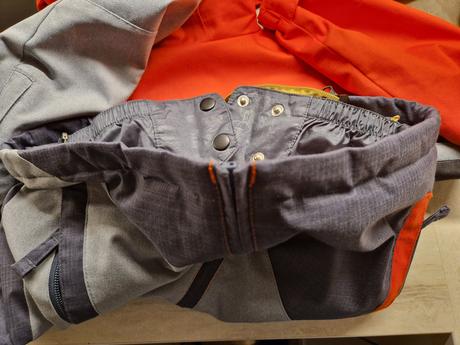 Volcom lyžiarska /zimná bunda 6r, 128