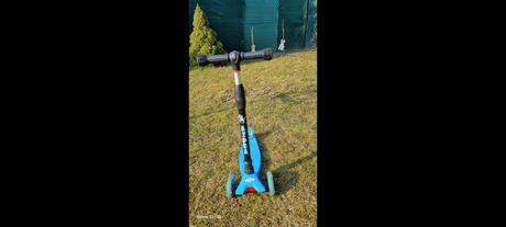 Kolobezka rider, blikajuce kolieska, 