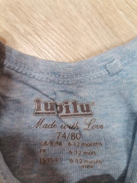 2 x dievčenské body, lupilu,80