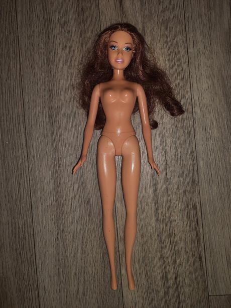 Barbie mattel bruneta, 
