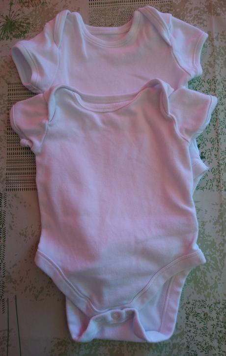 2 ks biele body, m, 62-68 cm, 68