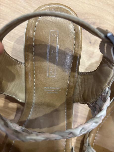 Kožené sandálky, 40