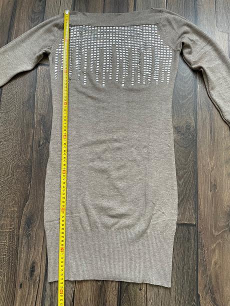 Predĺžený svetrík, 