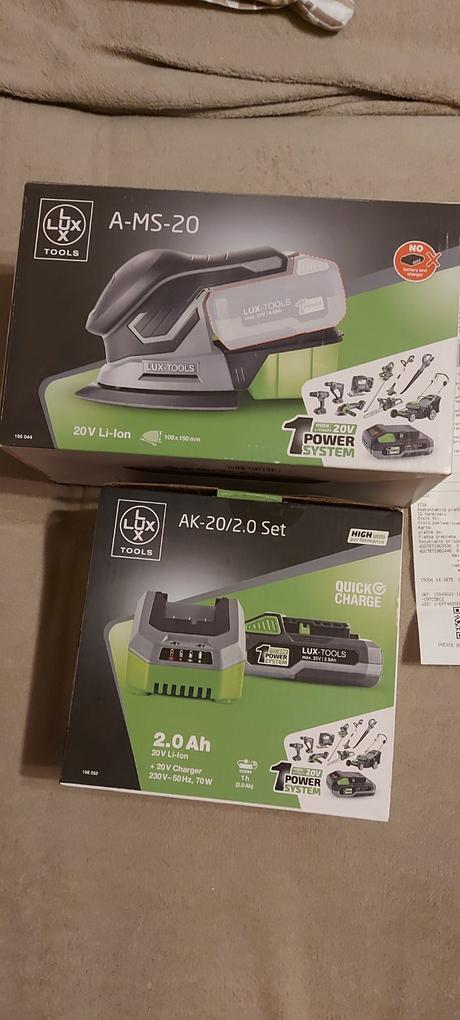 Multifunkčná brúska + brúsne papiere, 