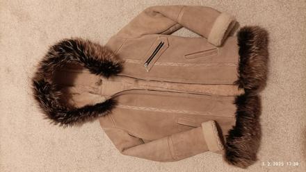 Dievčenský kozuch, 140