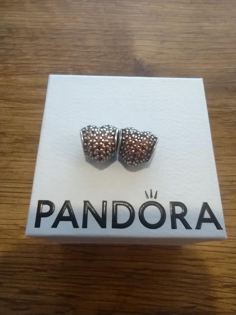 28ks pandora prívesky., pandora