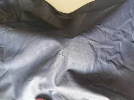 Nohavice do dažďa, 122