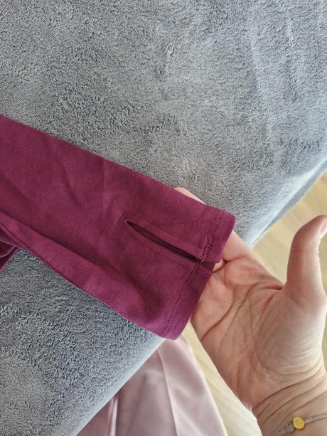 Tricko, reserved,140