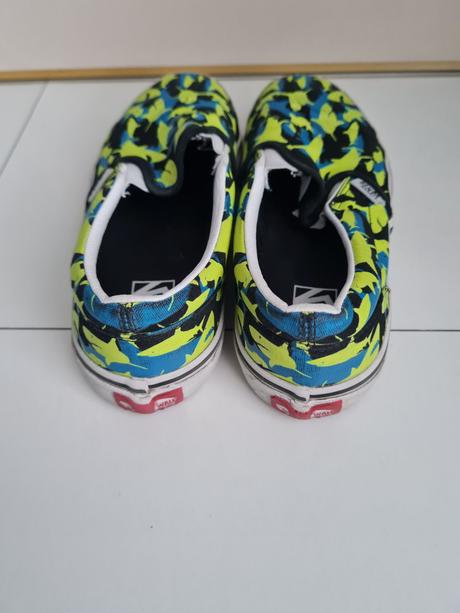 Slip on vans, vans,33